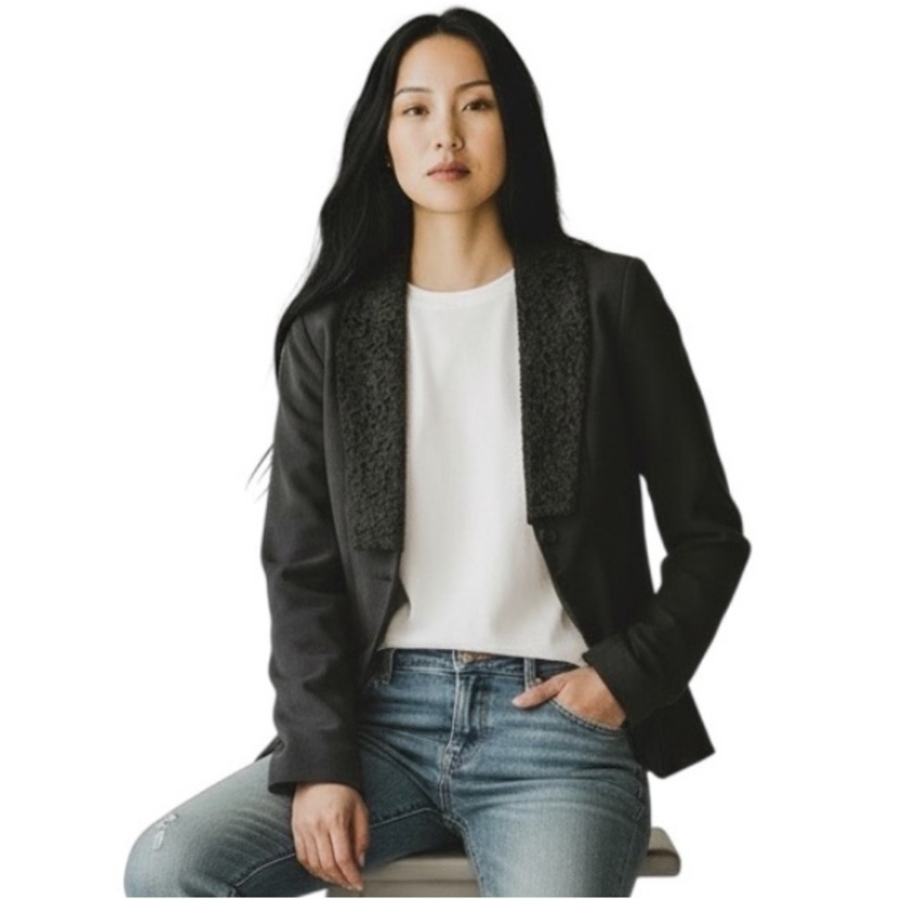 Free People Black Lace Collar Blazer Jacket New Condition Sz S Clasp Closure